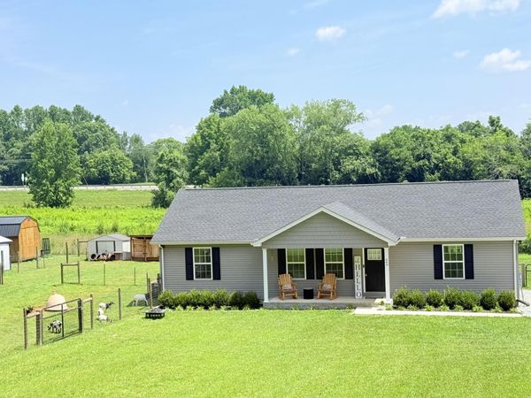649 Old Harrison Ferry Rd , McMinnville, TN 37110
