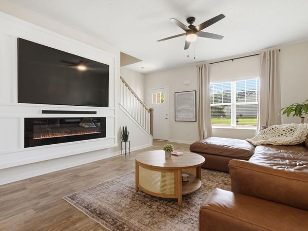 777 Garland Dr , Hermitage, TN 37076