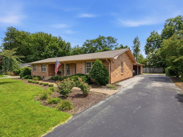 1617 Randy Dr , Cookeville, TN 38501