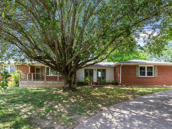 1720 Duke Loop , Dickson, TN 37055