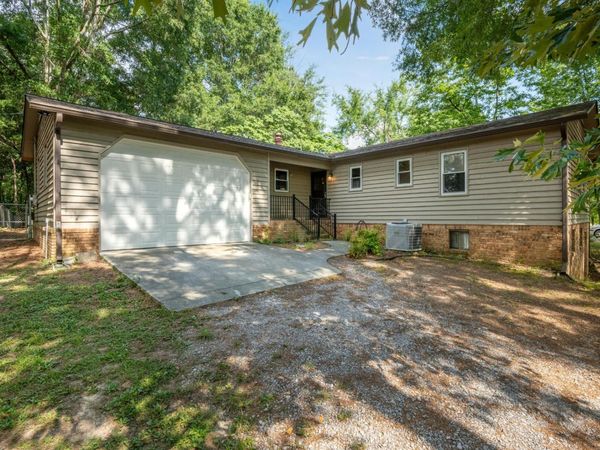 440 Bishop Pond Road , Chatsworth, GA 30705