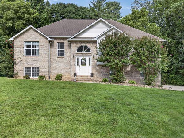 1540 Little John Ln , Cookeville, TN 38501