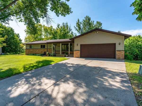 108 E Oriole Drive , Fergus Falls, MN 56537