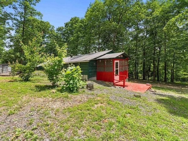 5085 Highway 110 , Clinton, AR 72031
