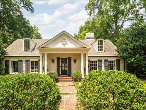 4440 BARFIELD RD, Memphis, TN 38117