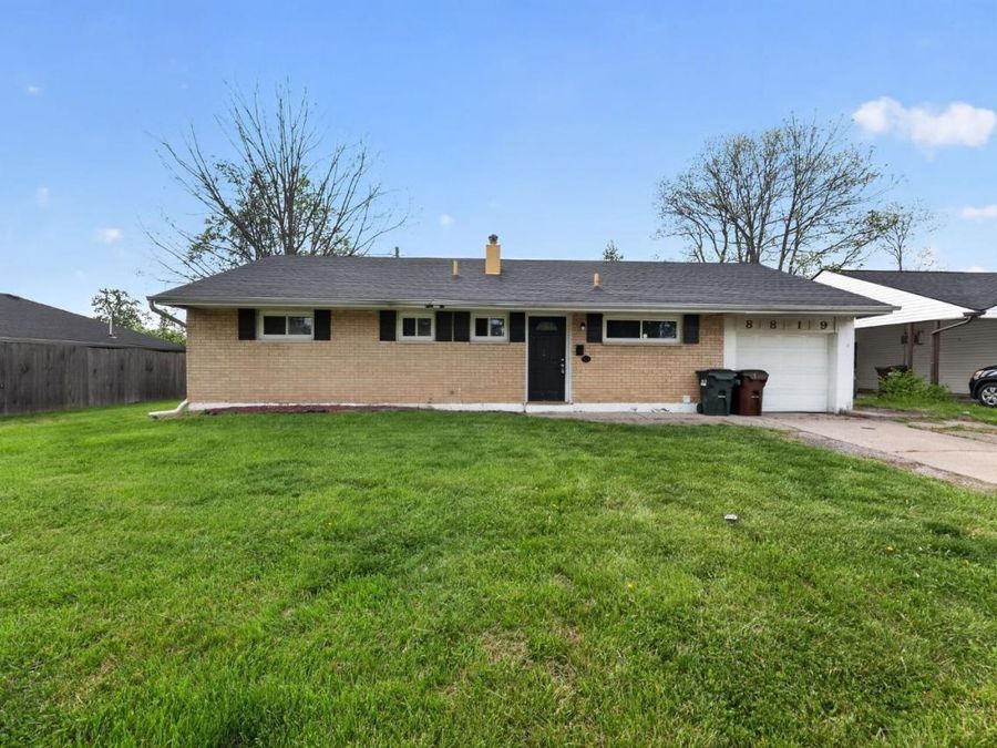 8819 Grenada Drive, Springfield Township, OH 45231 Photo 1