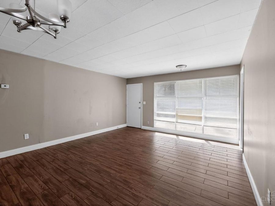 8819 Grenada Drive, Springfield Township, OH 45231 Photo 13