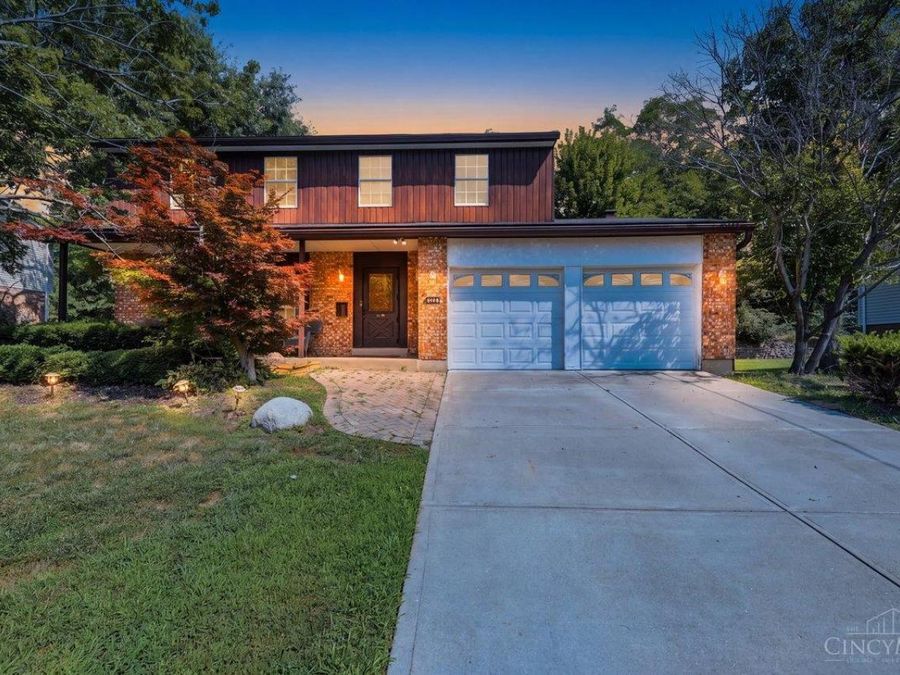 818 Clearfield Lane, Springdale, OH 45240 Photo 1
