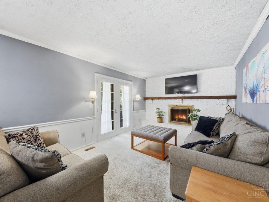 818 Clearfield Lane, Springdale, OH 45240 Photo 8