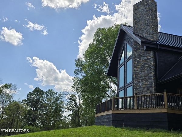833 Duck Creek Rd, Sneedville, TN 37869