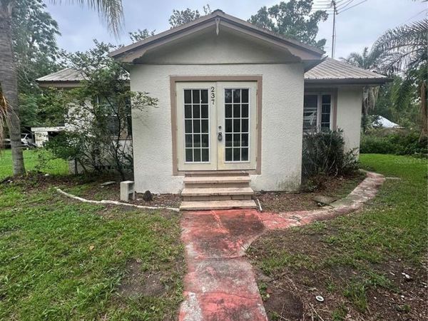 237 BROAD STREET , MASARYKTOWN, FL 34604