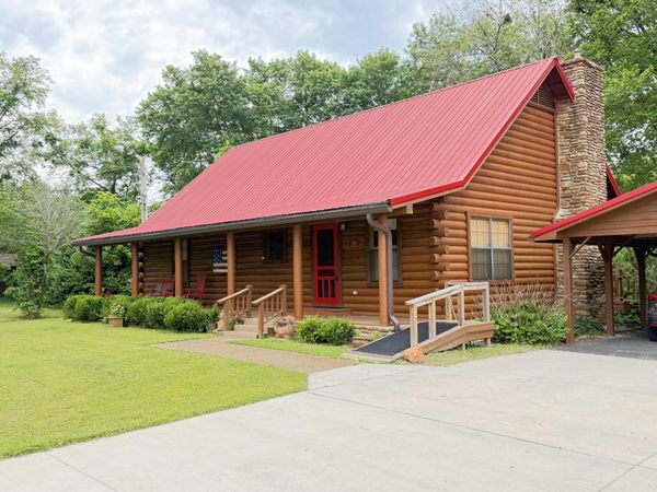 280 N Riverview Lane, Mountain View, AR 72560