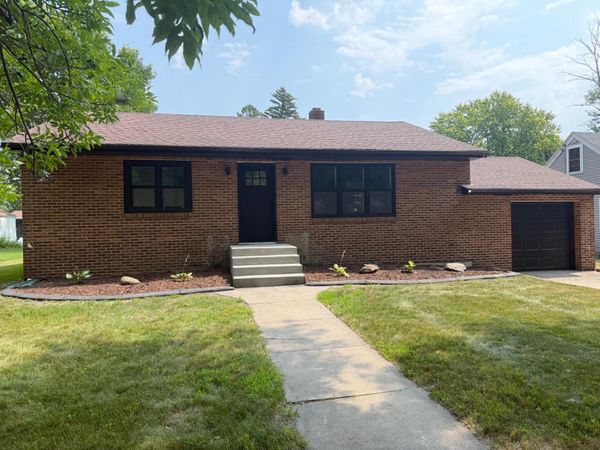 213 7th Avenue SE, Elbow Lake, MN 56531