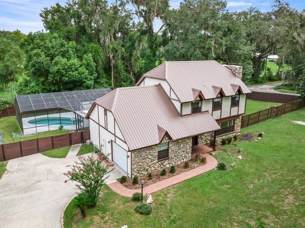 102 THICKET LANE , PALATKA, FL 32177