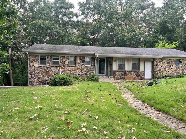 490 Morrow W , Batesville, AR 72501
