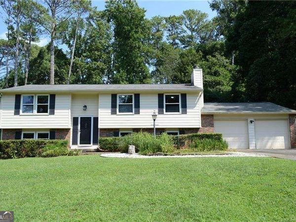 4582 N Landing Way, Marietta, GA 30066
