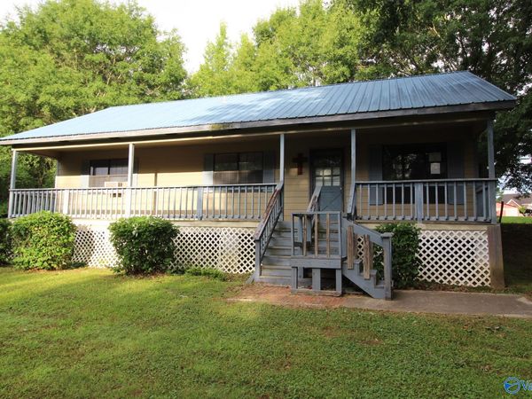 71 Community House Road, Guntersville, AL 35976