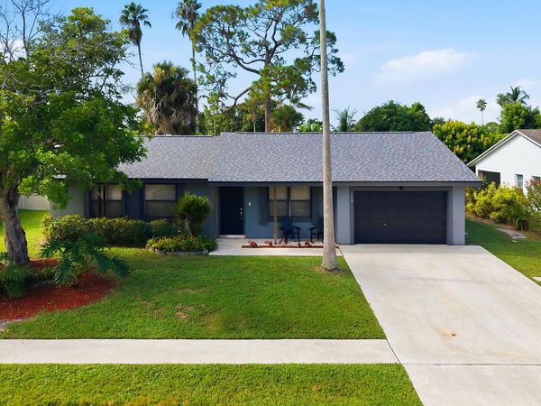 108 SANTA MONICA Avenue , Royal Palm Beach, FL 33411
