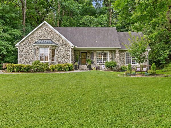 706 Contour Avenue, South Pittsburg 37380