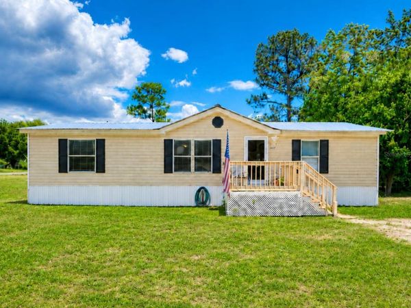 13817 NE 54TH PLACE , WILLISTON, FL 32696