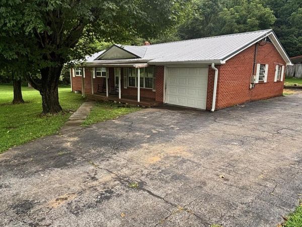 2462 McBride Road, Morristown, TN 37814