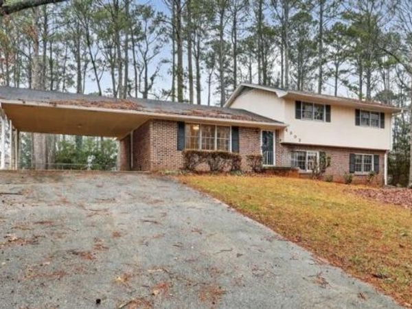 4902 Pine Hill Court E, Stone Mountain, GA 30088