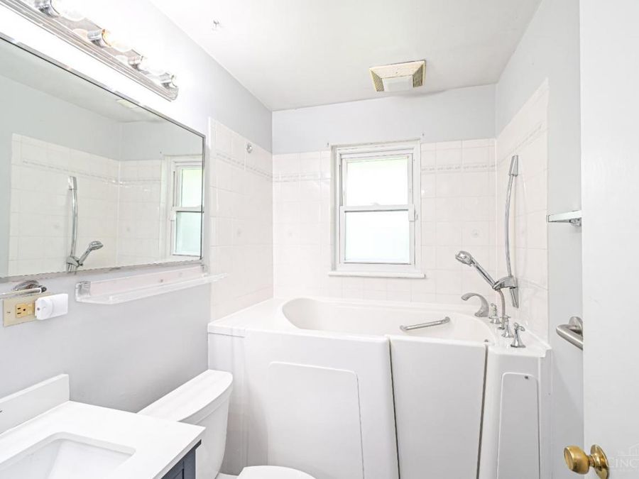 795 Castro Lane, Springdale, OH 45246 Photo 28