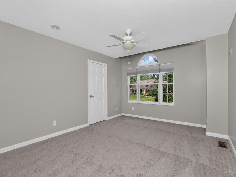 5593 Eden Ridge Drive, Green Township, OH 45247 Photo 18