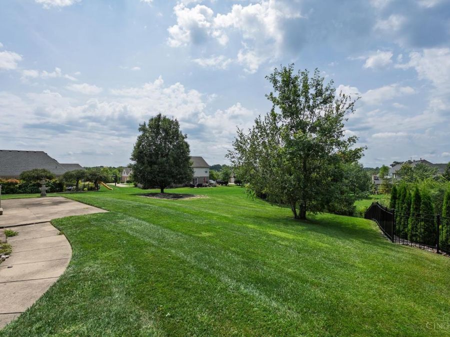 5593 Eden Ridge Drive, Green Township, OH 45247 Photo 39