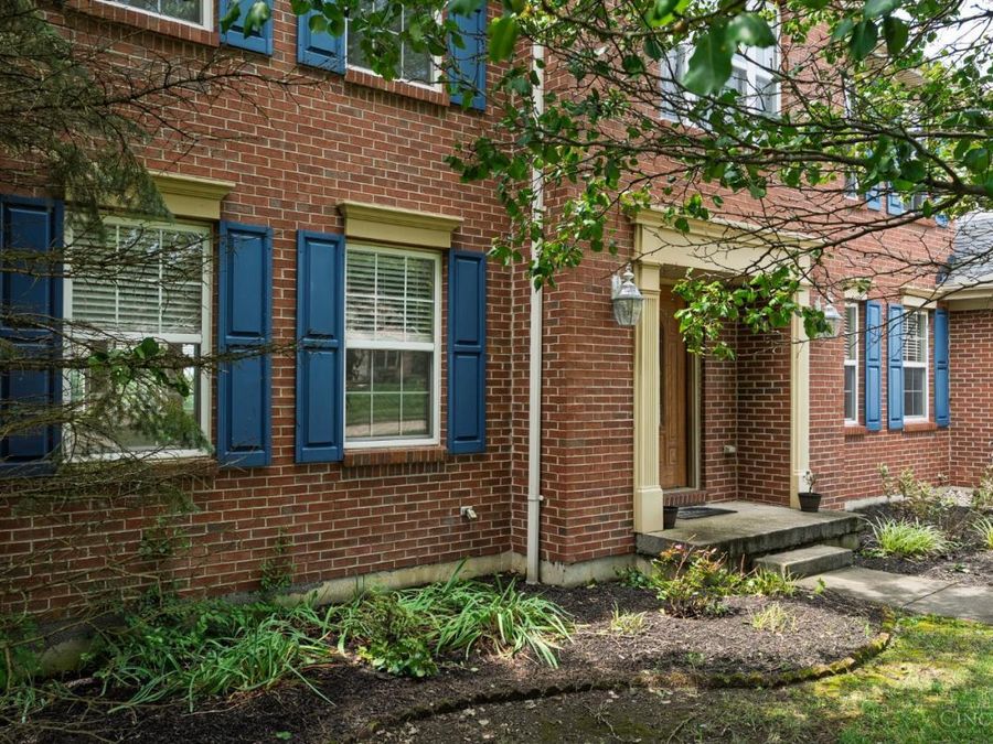 5593 Eden Ridge Drive, Green Township, OH 45247 Photo 4