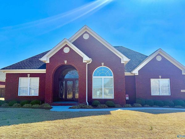 2313 Lockerby Drive, Decatur, AL 35603