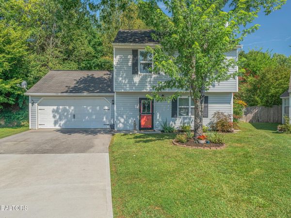 2301 Robinson Ridge Court, Knoxville, TN 37923