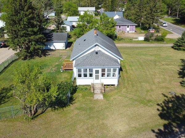 17 Balsam Avenue NW, Menahga, MN 56464