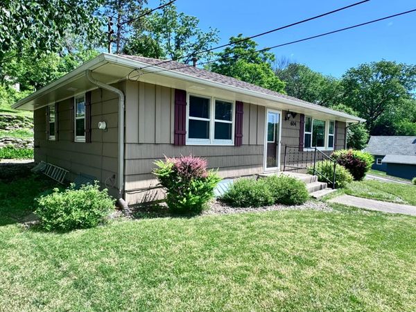 604 Hawthorn Street , Red Wing, MN 55066