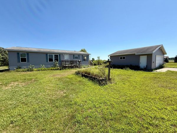 27427 County 98 , Grey Eagle, MN 56336