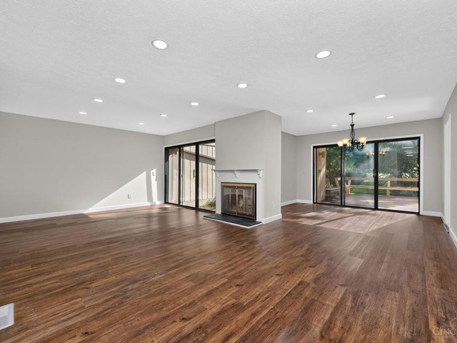 8022 Timbertree Way, West Chester, OH 45069 Photo 6