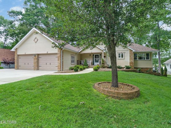 238 Lakewood Drive, Crossville, TN 38558