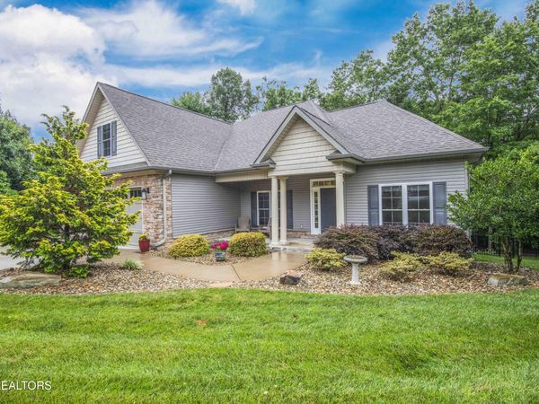 213 Osage Drive, Loudon, TN 37774