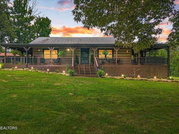 160 Rural Vale Rd, Tellico Plains, TN 37385