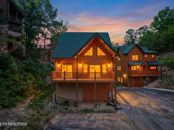 2108 Valley Creek Way, Sevierville, TN 37862