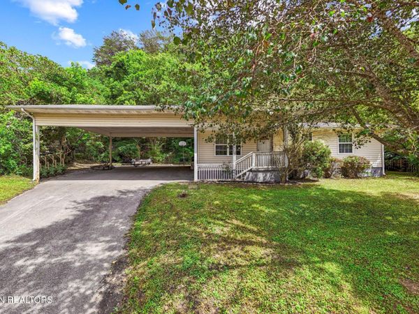 1015 Oakville Lane, Sevierville, TN 37862