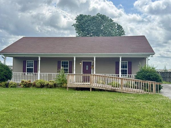 1226 Derek Drive , Franklin, KY 42134