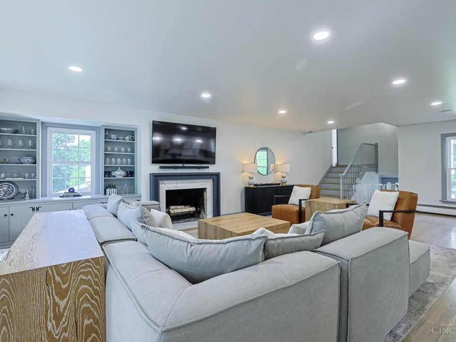 4006 Miami Rd, Mariemont, OH 45227 Photo 10
