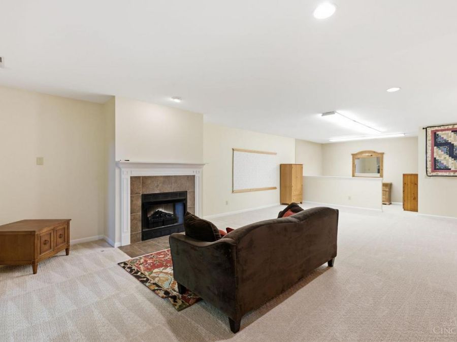 104 Miami Lakes Drive, Milford, OH 45150 Photo 17