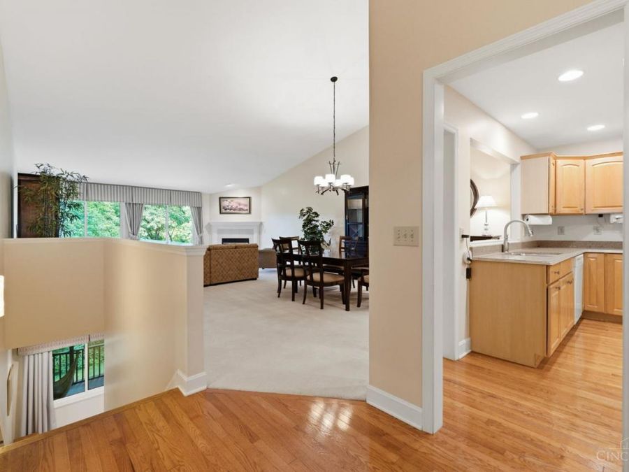 104 Miami Lakes Drive, Milford, OH 45150 Photo 3