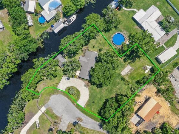 137 & 135 RIVERSIDE DRIVE , SATSUMA, FL 32189