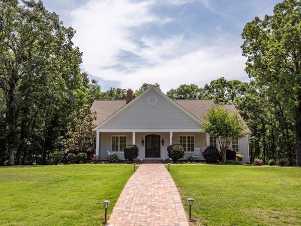 623 Grove Forest Way, Oxford, MS 38655