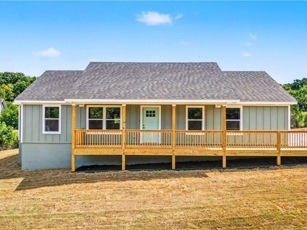 26704 Highway 23 , Huntsville, AR 72740