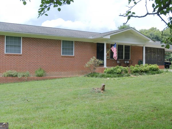 2394 E Broomtown Road, Lafayette, GA 30728