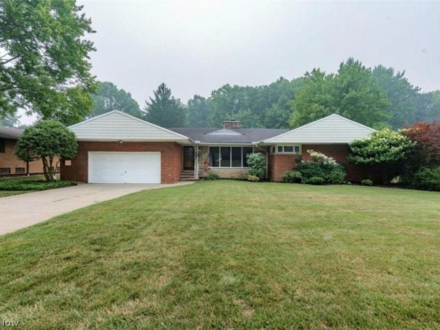 10710 Cardinal Lane , Brecksville, OH 44141 Photo 1